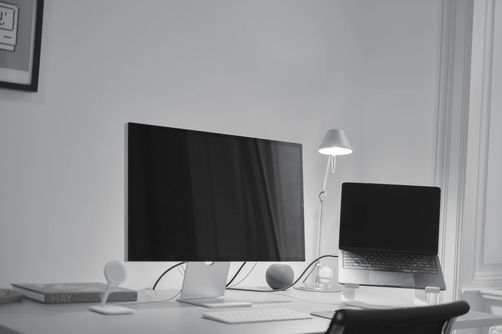 Detailing my personal workspace: a deep dive into my desk setup